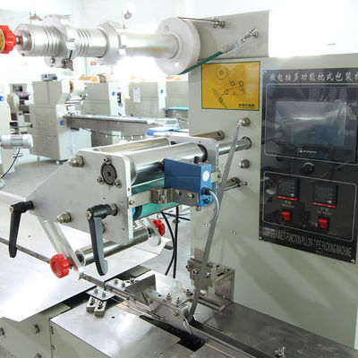 De horizontale Kleine volledig Automatische Machine van de Suikergoedverpakking leverancier