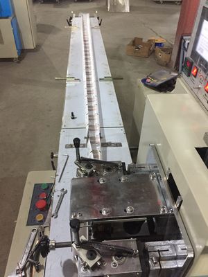 De kleine Horizontale Machine van het het Hoofdkussenpak van het Plastic Zak Harde Suikergoed leverancier